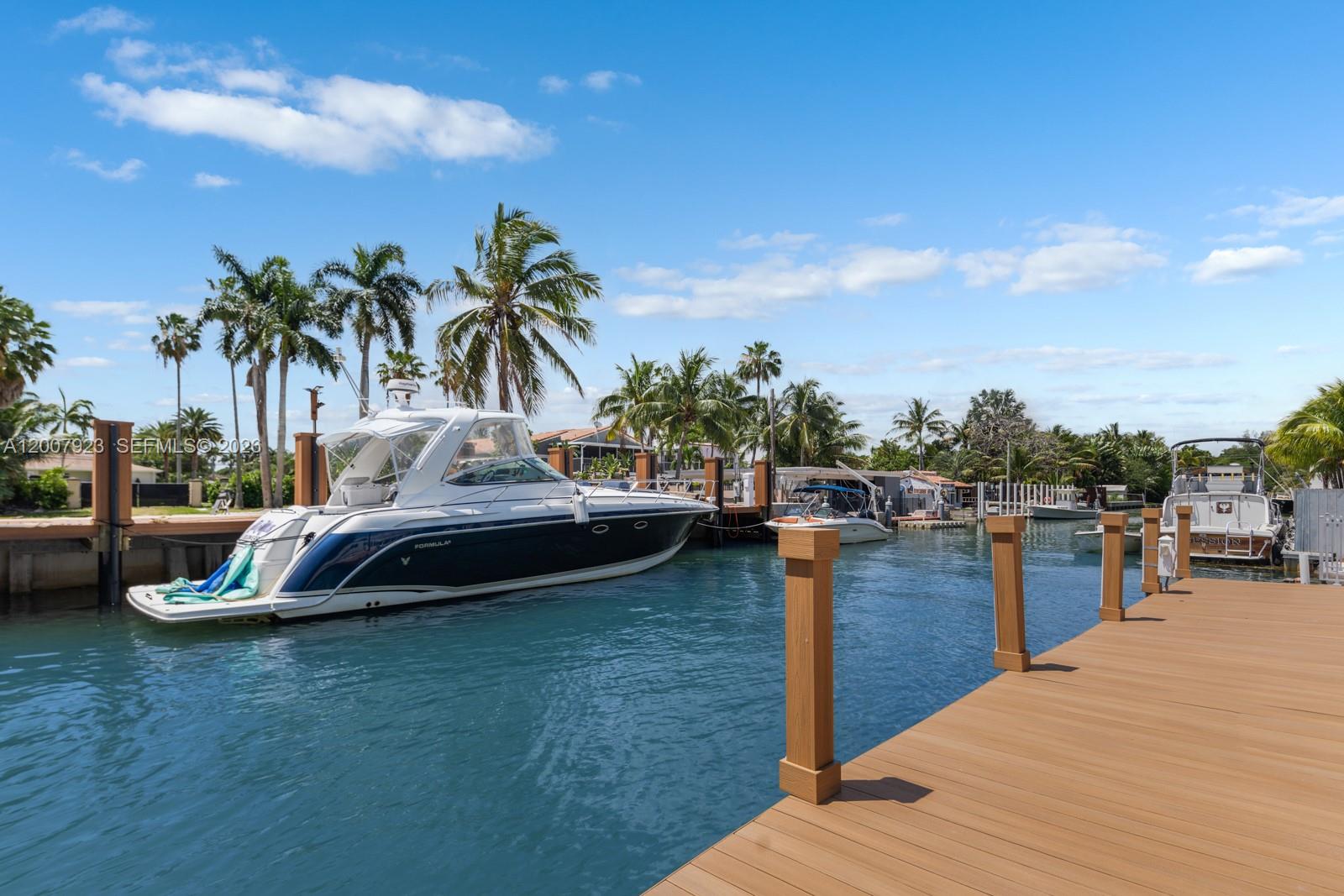 ADEMAR PARK AMD PL - Residential
