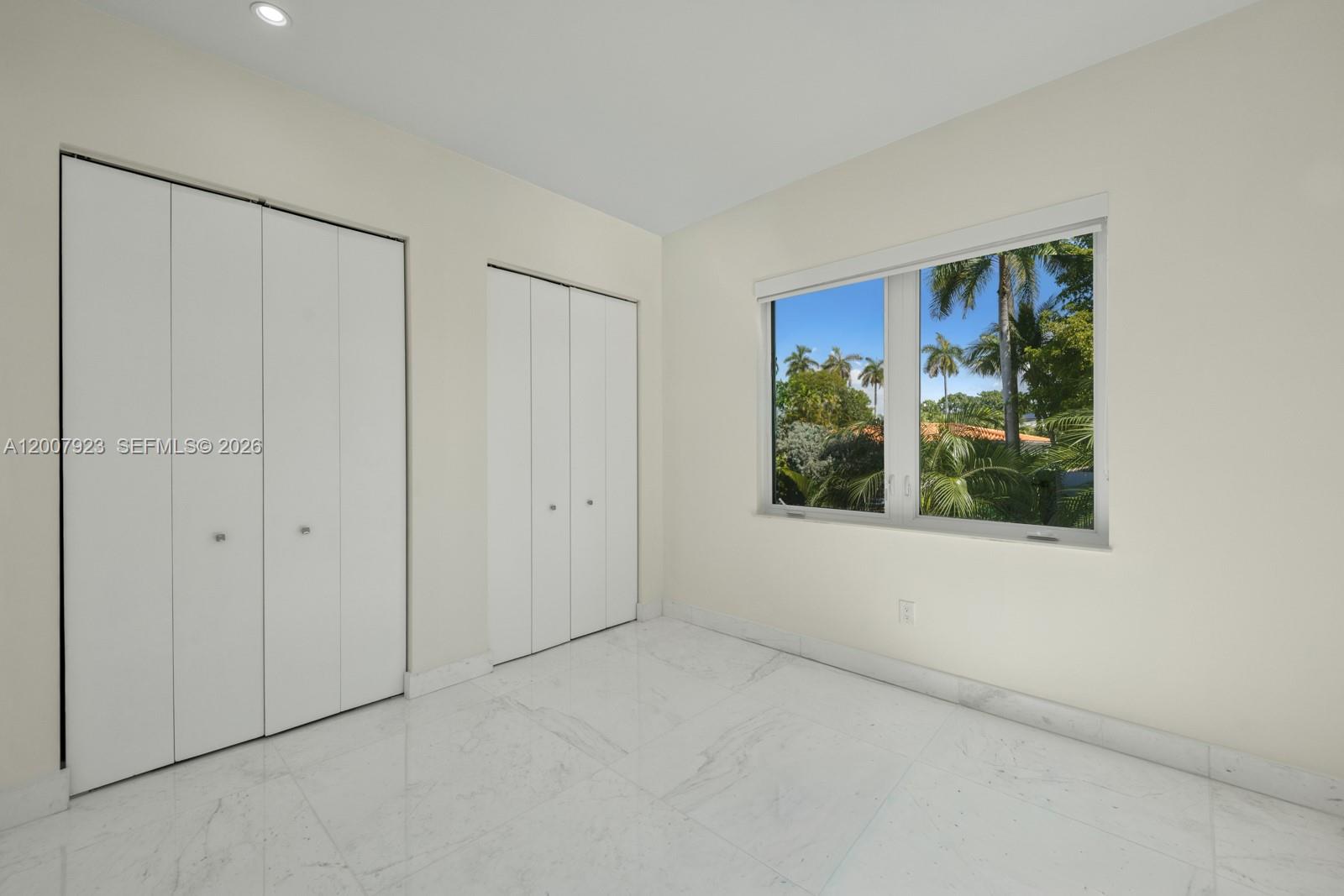 ADEMAR PARK AMD PL - Residential