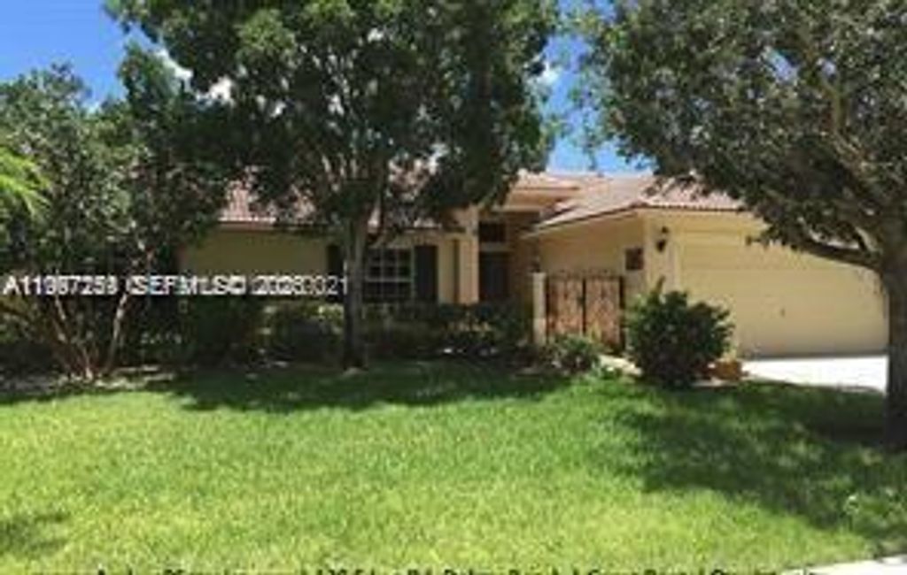 Photo of 130 E Lee Rd, Delray Beach, FL 33445 (MLS # A11997259)
