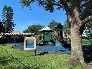 LEES CROSSING - Residential Lease