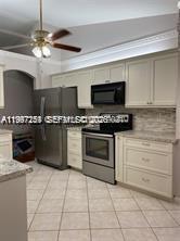 LEES CROSSING - Residential Lease