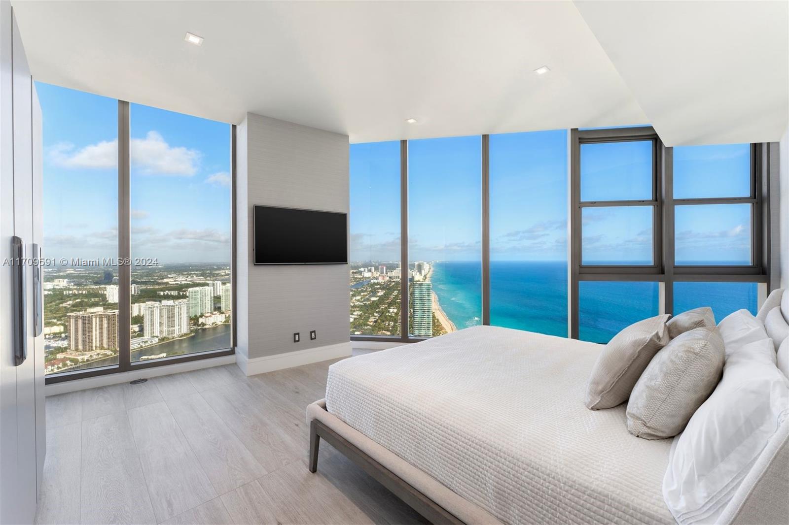 Residences By Armani Casa - Residential