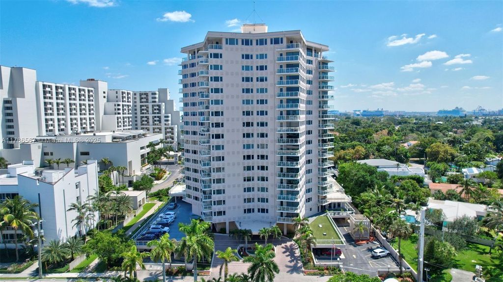 Photo of 3000 Holiday Dr #306, Fort Lauderdale, FL 33316 (MLS # A11786567)