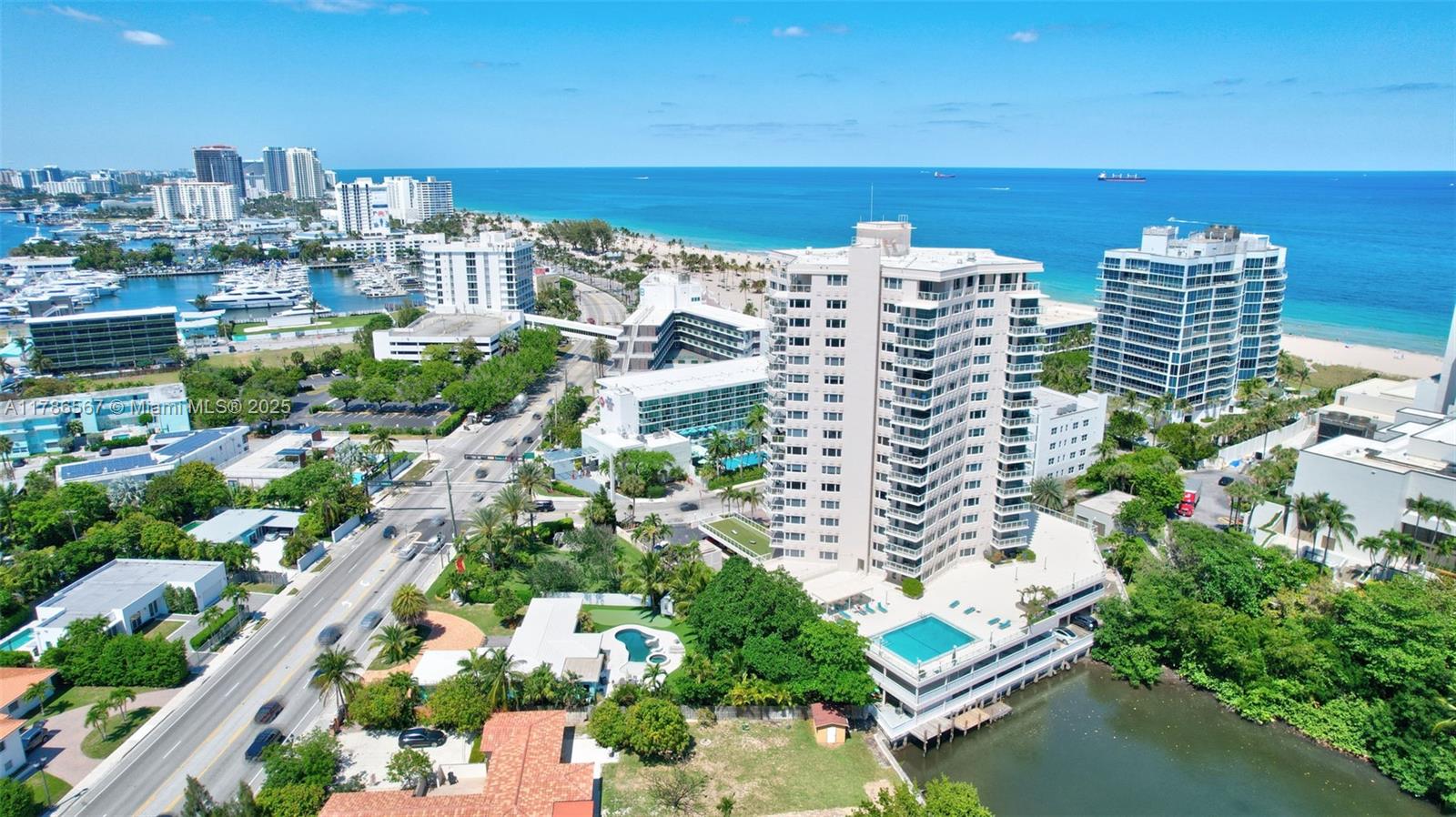 MAYA MARCA CONDO - Residential