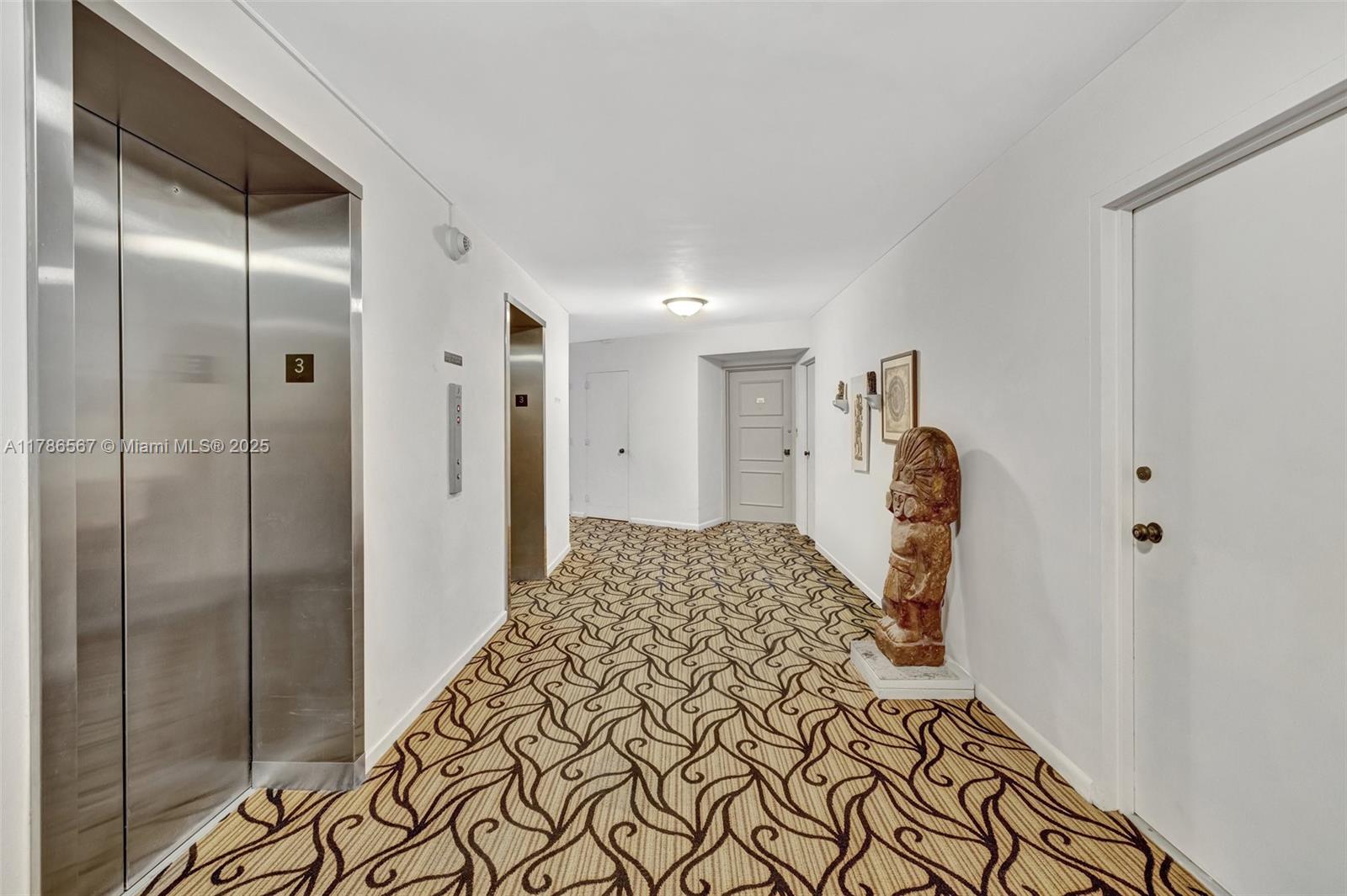 MAYA MARCA CONDO - Residential