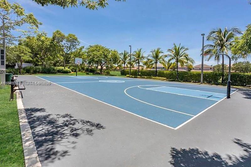 ISLES AT WESTON - Residential