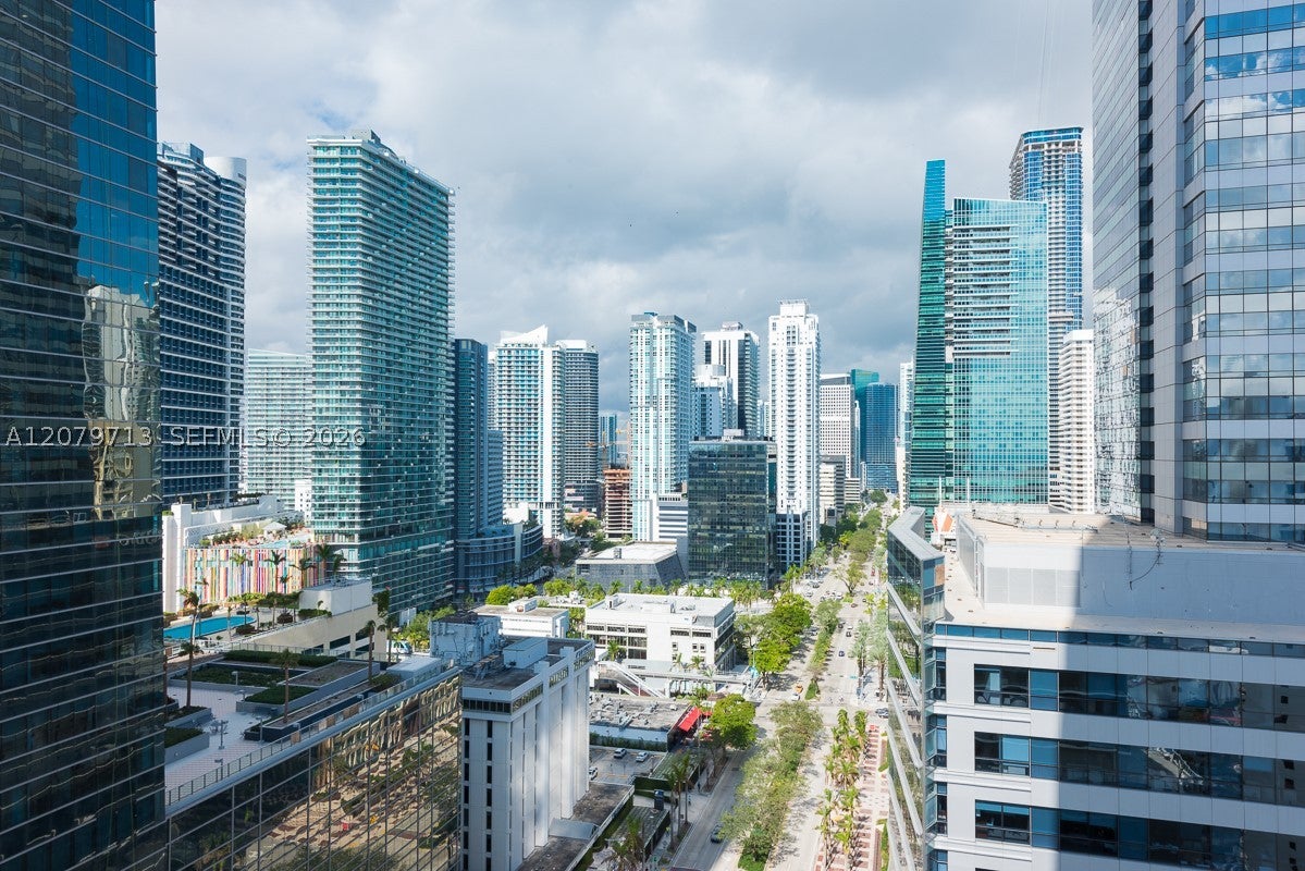 1451 Brickell Ave 2206