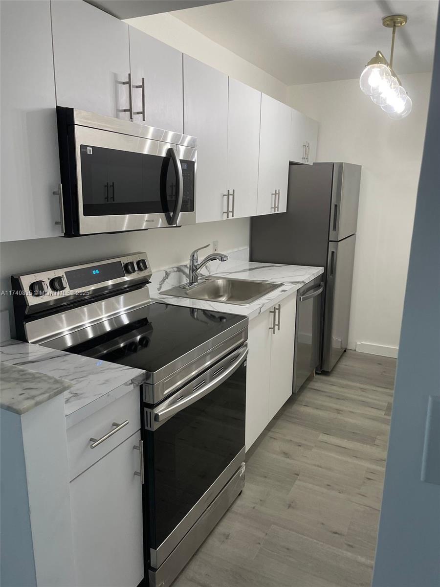 Rental Property at 1251 Ne 108th St 712, Miami, Broward County, Florida - Bedrooms: 1 
Bathrooms: 1  - $1,850 MO.