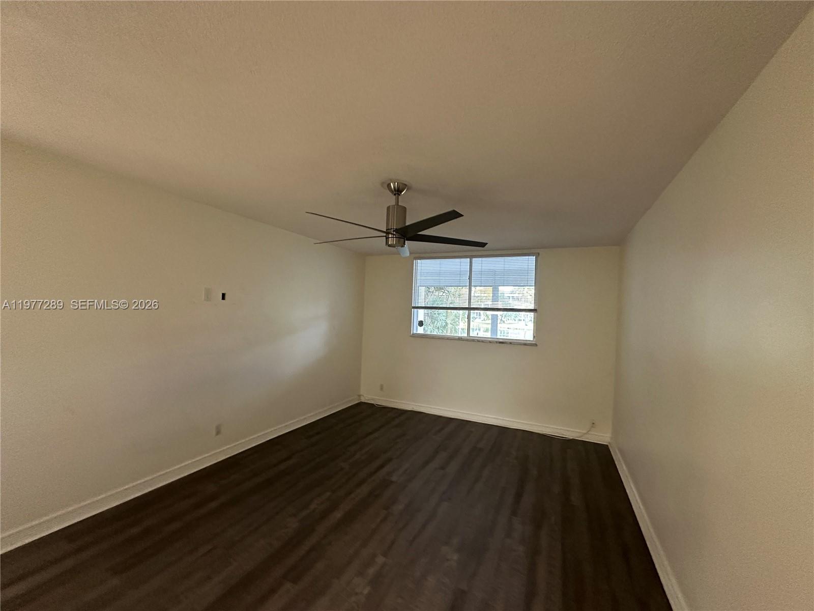 DEERFIELD LAKE CONDOMINIU - Residential