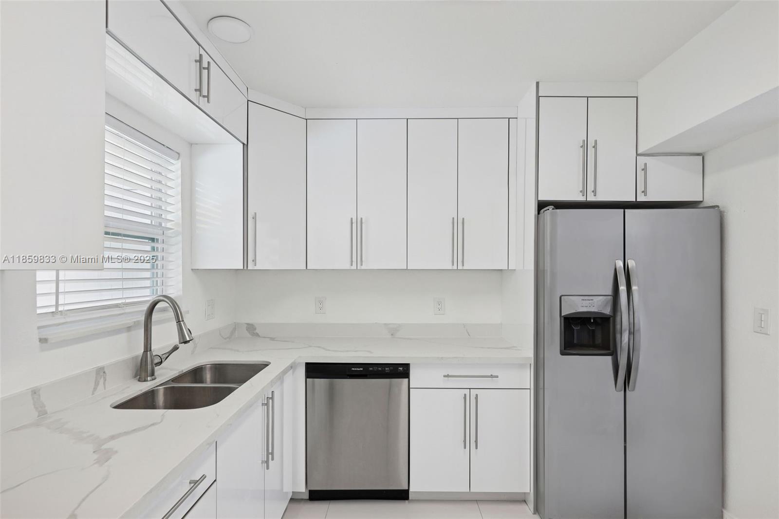 BREEZESWEPT ESTATES 1ST A - Residential
