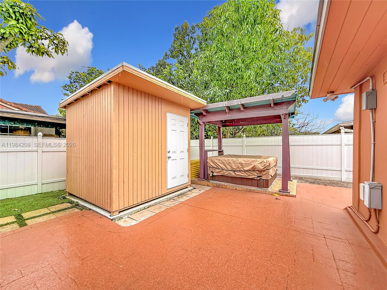 SUPERIOR HOMES ESTATES 1S - Residential