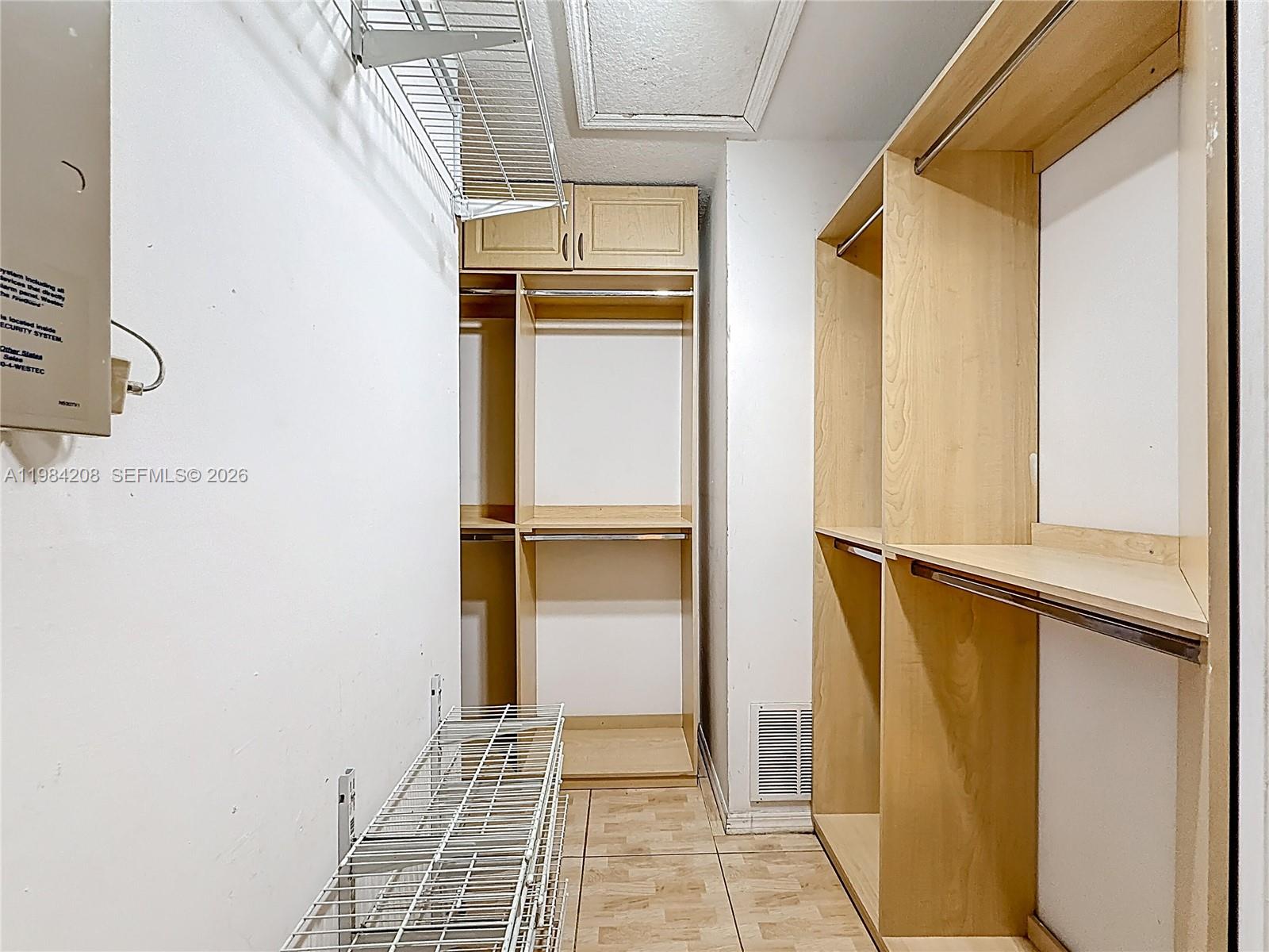 SUPERIOR HOMES ESTATES 1S - Residential