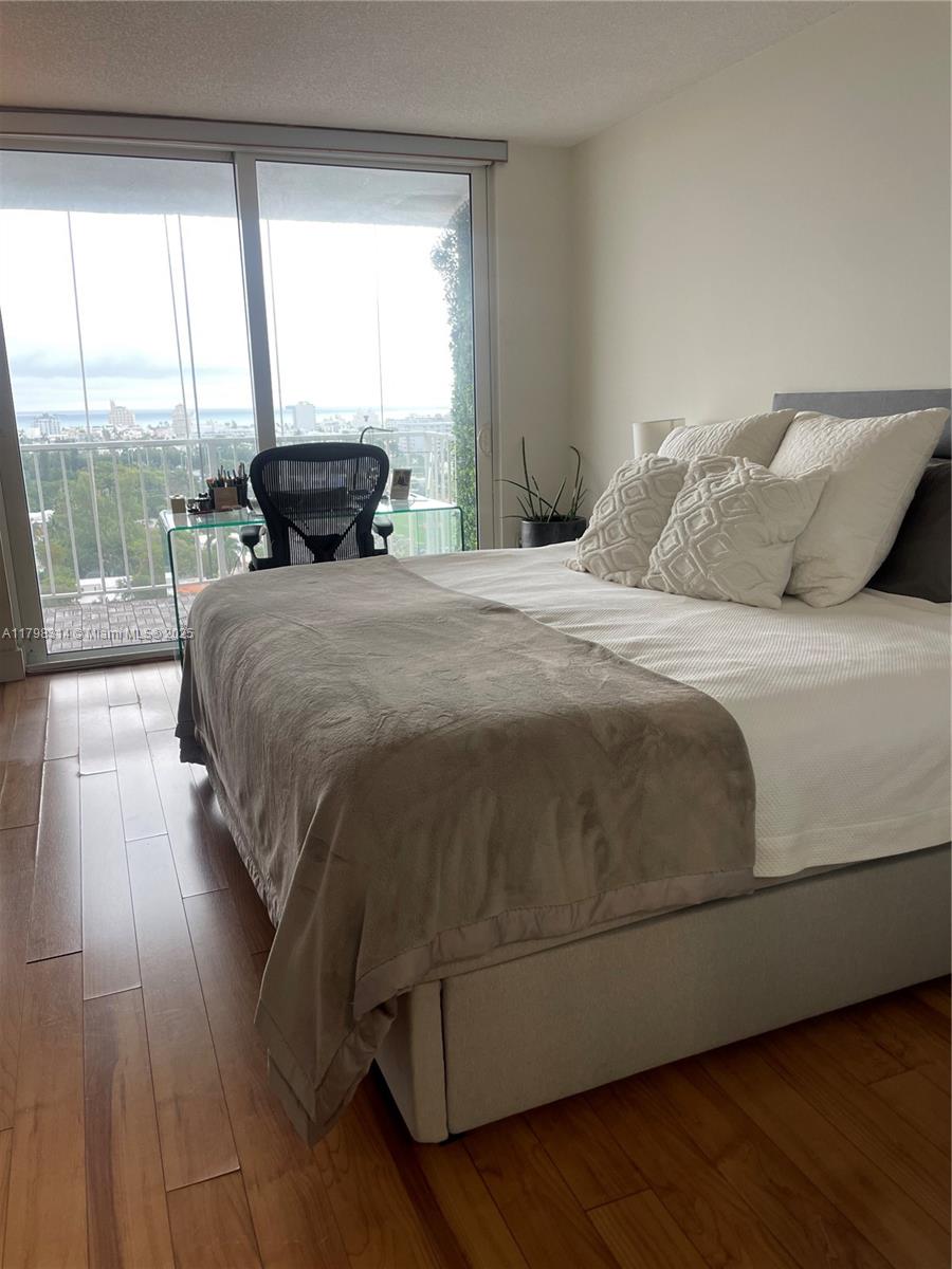 1228 West Ave 1510