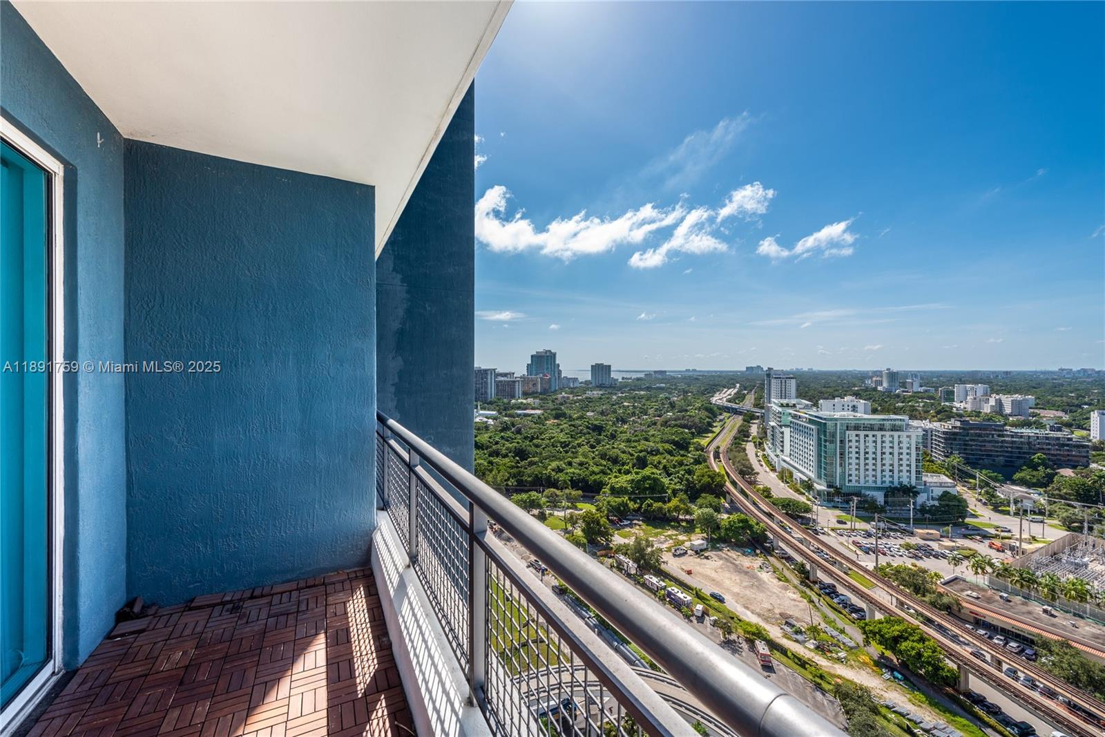 INFINITY AT BRICKELL COND - Residential Lease
