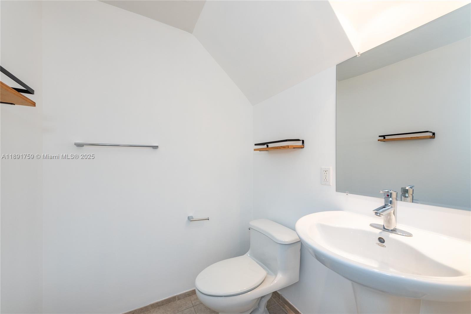 INFINITY AT BRICKELL COND - Residential Lease