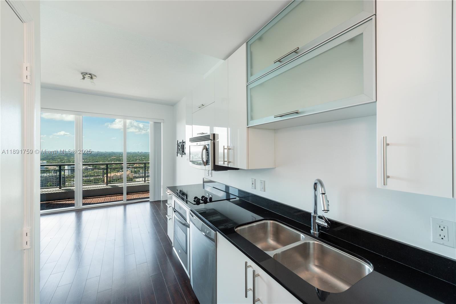 INFINITY AT BRICKELL COND - Residential Lease