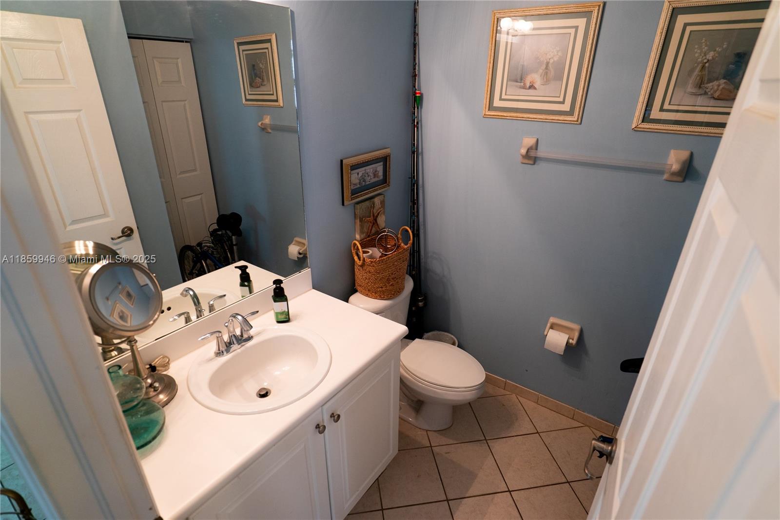 THE SHORES CONDO NO 2 - Residential