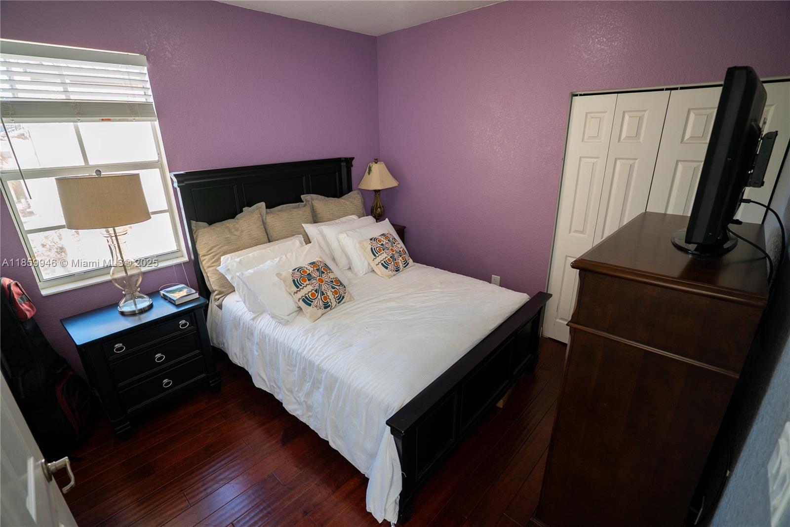 THE SHORES CONDO NO 2 - Residential