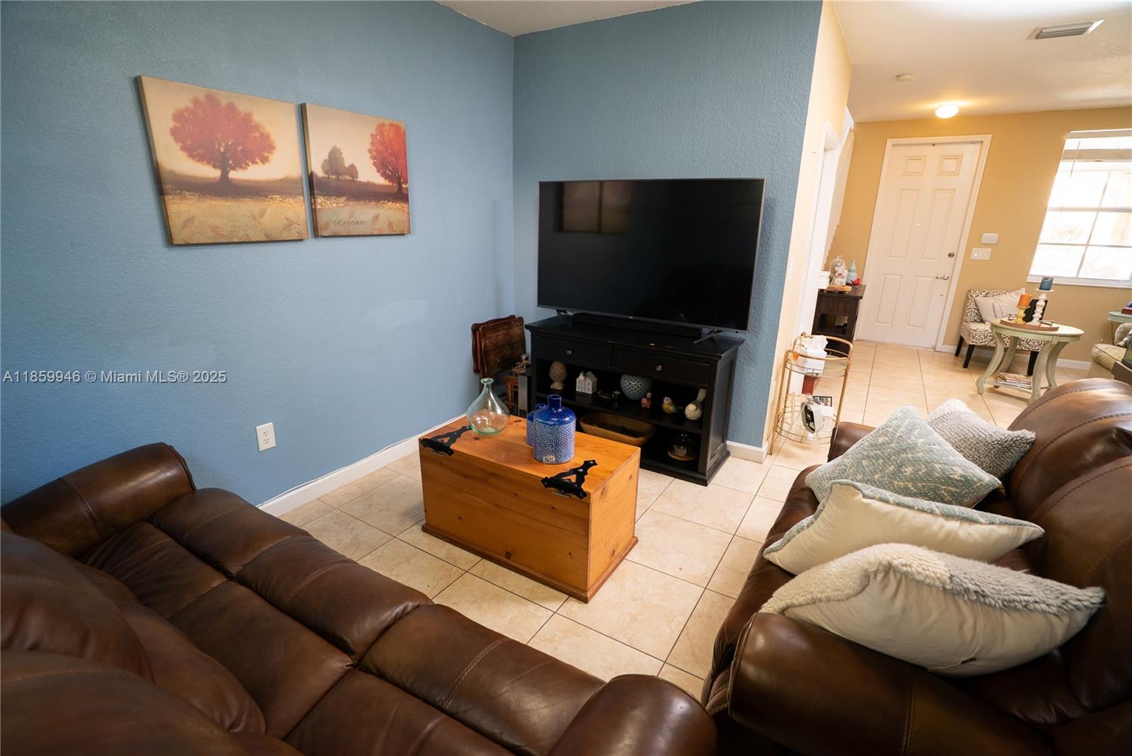 9239 SW 227th 12