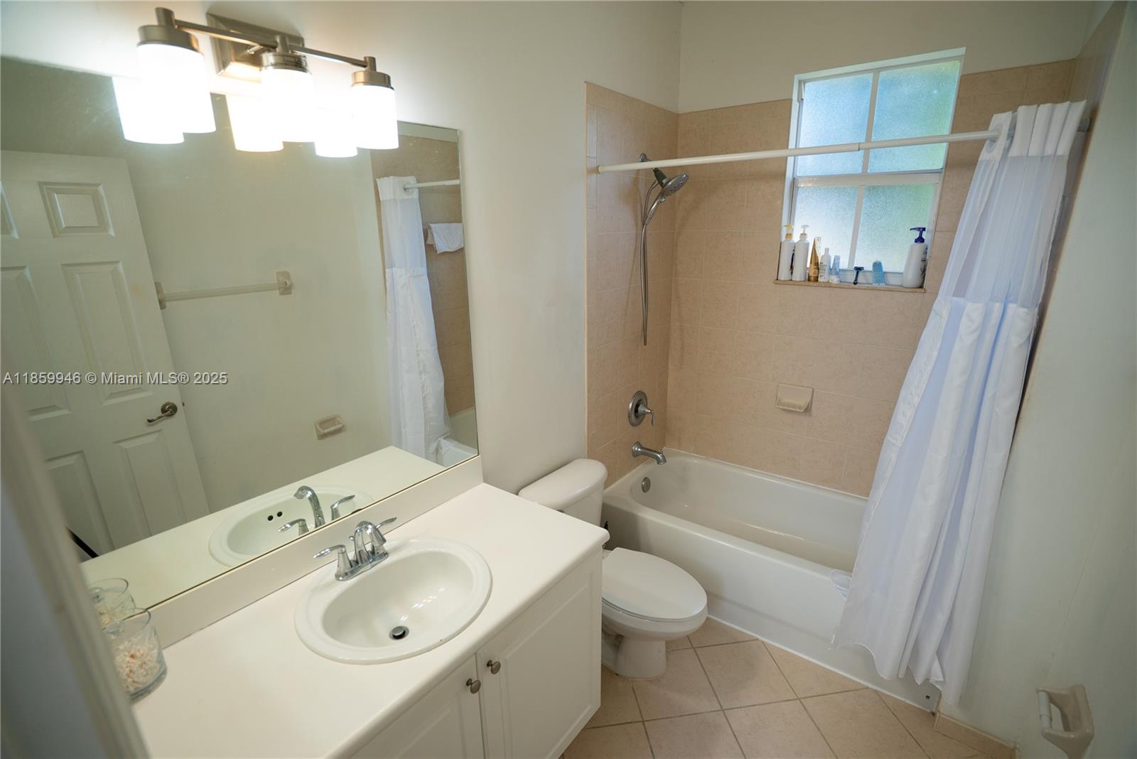 THE SHORES CONDO NO 2 - Residential