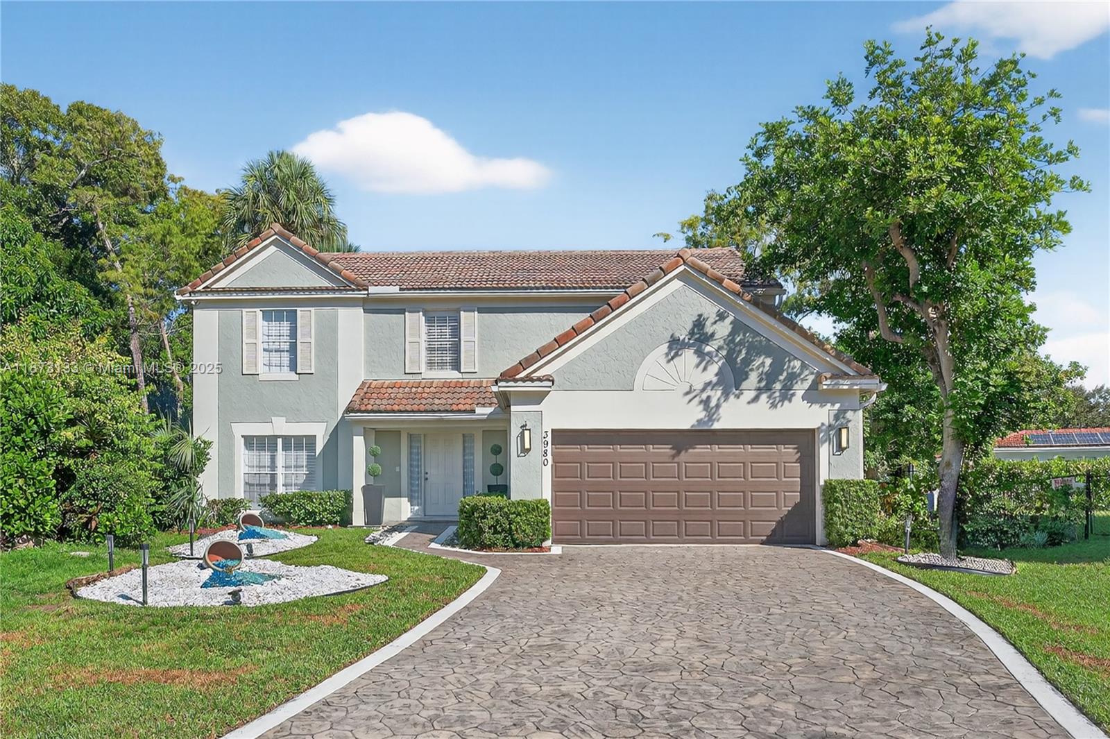 Immaculate 4BR/2.5BA home in the sought-after gated community of The Preserve! This 2,167 sq. ft. two-story residence sits on a 10,111 sq. ft. cul-de-sac lot and has been beautifully remodeled with gray vinyl floors, a stunning open kitchen featuring waterfall quartz counters, quartz backsplash, updated cabinets, and stainless steel appliances with a range hood. Bathrooms are absolutely stunning! Featuring floating vanities, premium tiles, including a porcelain-finished primary en-suite. Additional highlights: 2-car garage, roof -2015, AC - 9/2023, low $130 HOA, guard-gated entry, and spacious yard with room for a pool.