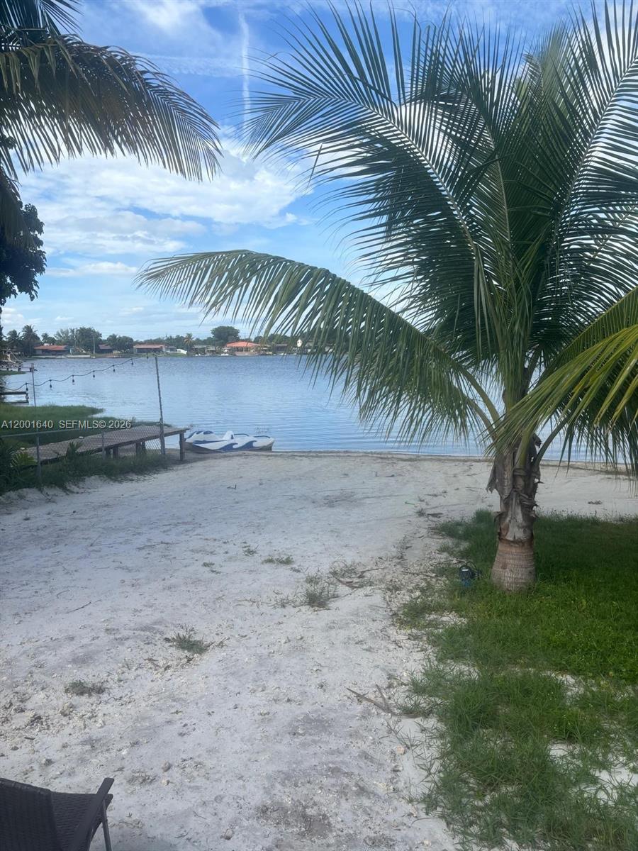 LAKE LAURENCE NORTH - Residential