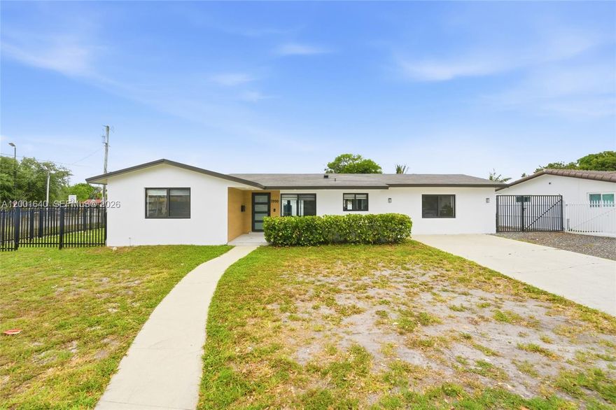ELEGANT AND MODERN FULLY RENOVATED 4 BED/3 BATH WITH 2100SQ FT UNDER AIR CORNER HOME IN WEST HIALEAH.  LARGE FENCED IN LOT WITH AN AMAZING POOL AND BACKYARD.  ACCESS TO LAKE IN THE BACK.  THIS HOME WILL NOT LAST IN THIS QUIET NEIGHBORHOOD WITH EASY ACCESS TO MANY PLACES OF ENTERTAINMENT, RESTAURANTS, SHOPS AND MUCH, MUCH MORE.