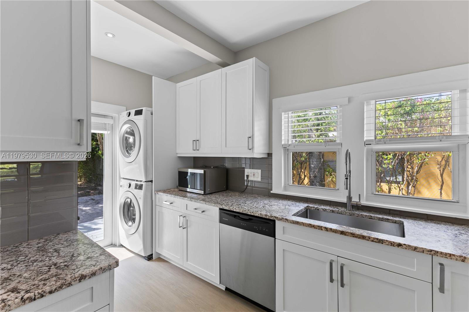 GRAPELAND - Residential