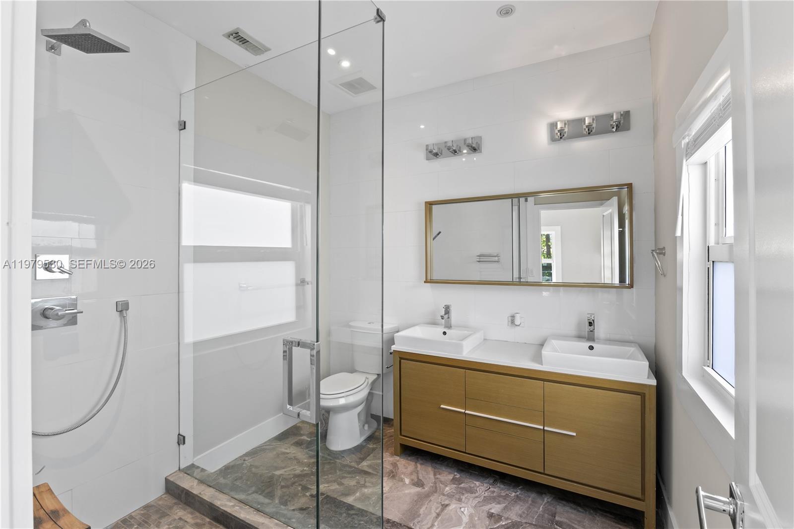 GRAPELAND - Residential