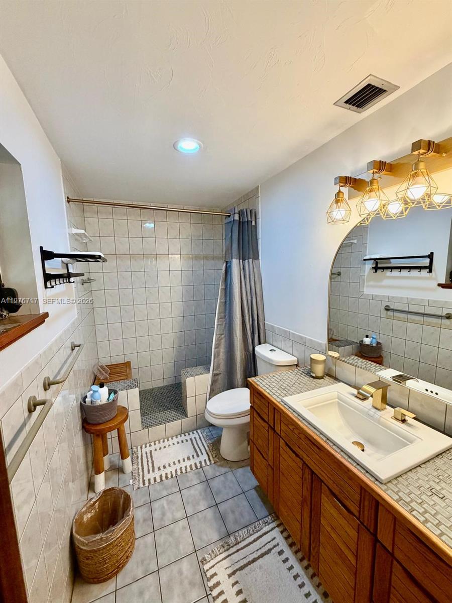 NORTH MARATHON SHORES PLA - Residential Lease