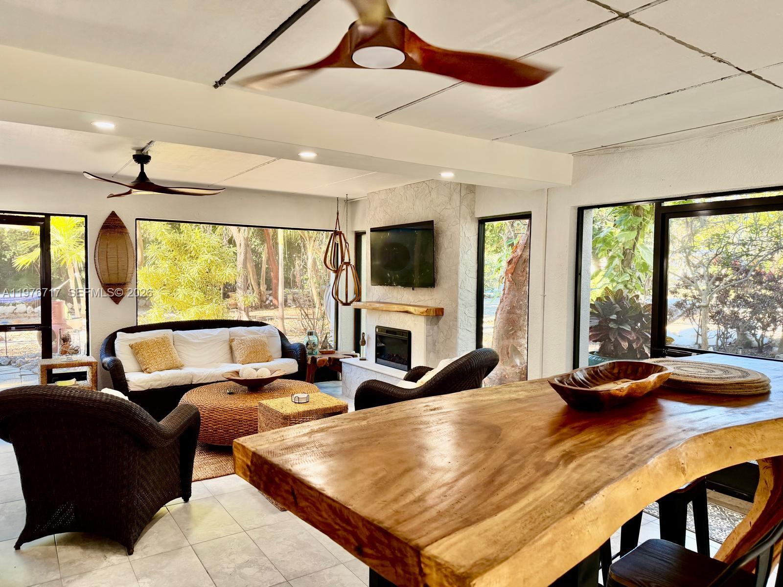 NORTH MARATHON SHORES PLA - Residential Lease