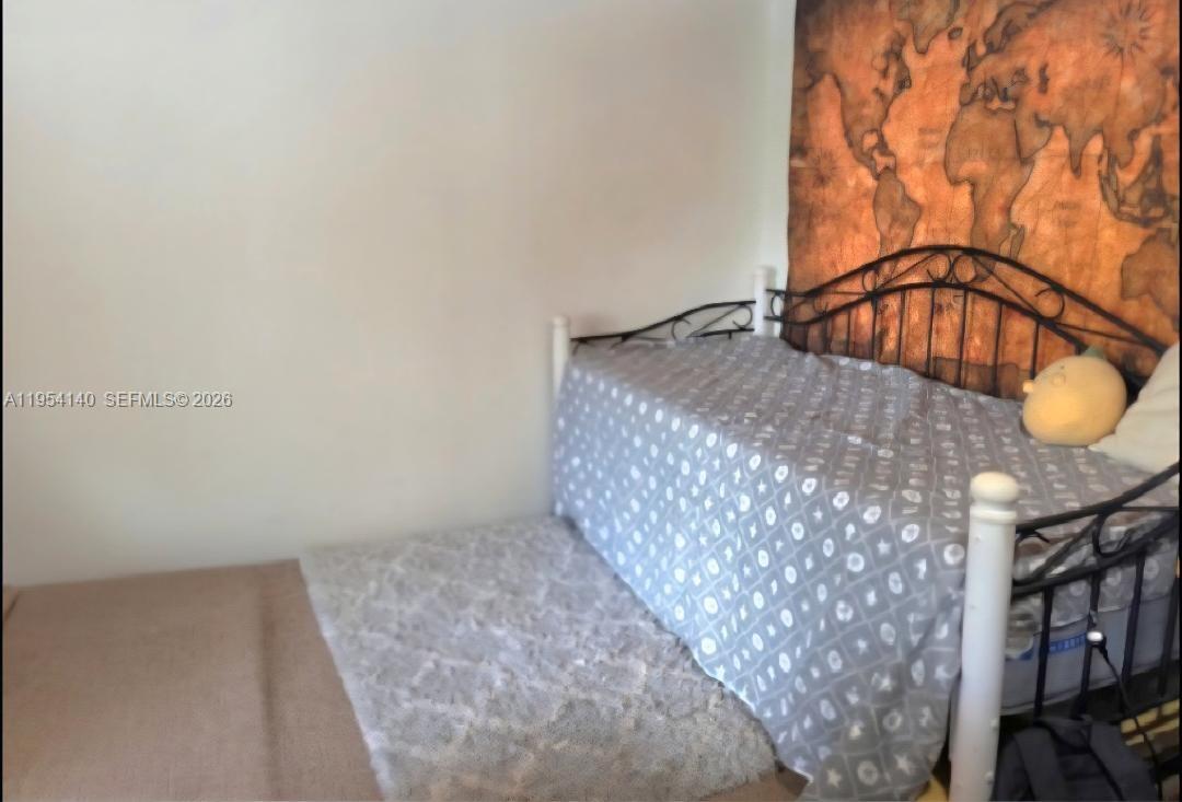 MIAMI LAKES WINDMILL GATE - Residential