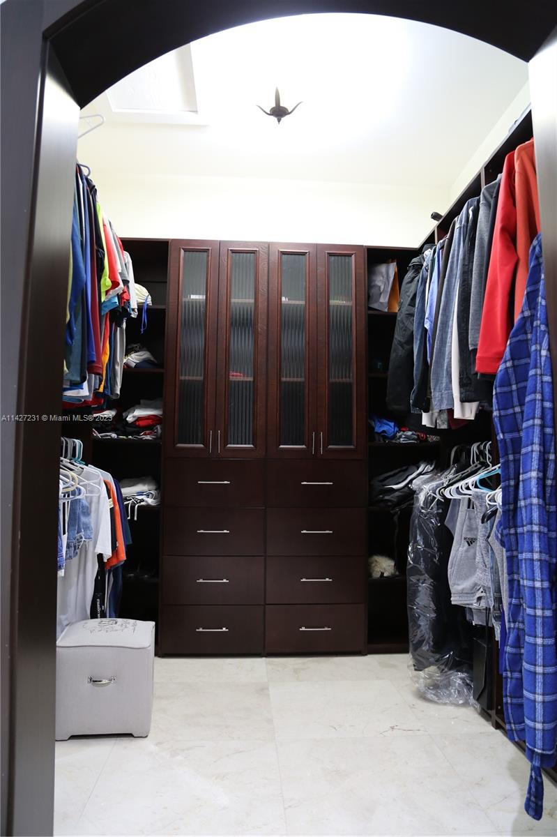 MIRAMAR WEST - Residential