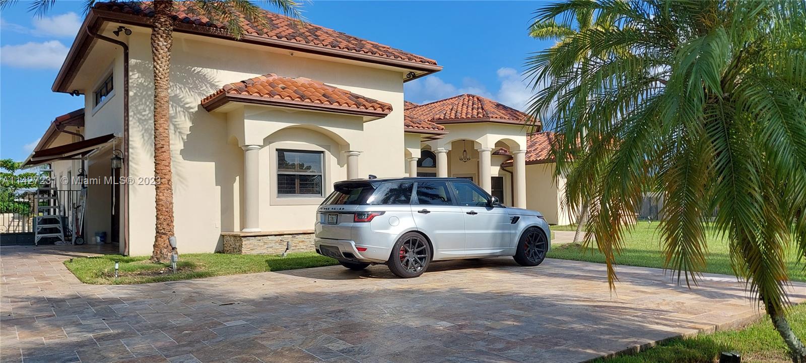 MIRAMAR WEST - Residential