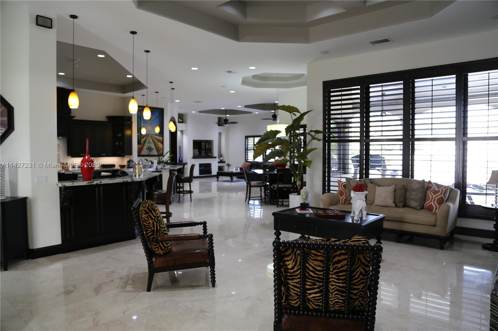 MIRAMAR WEST - Residential