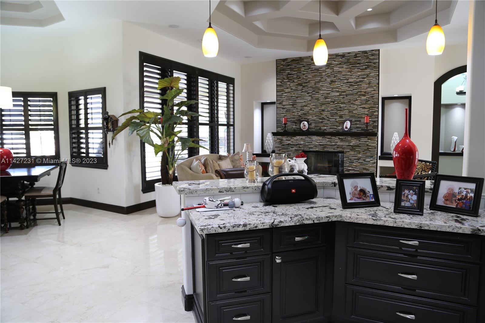 MIRAMAR WEST - Residential