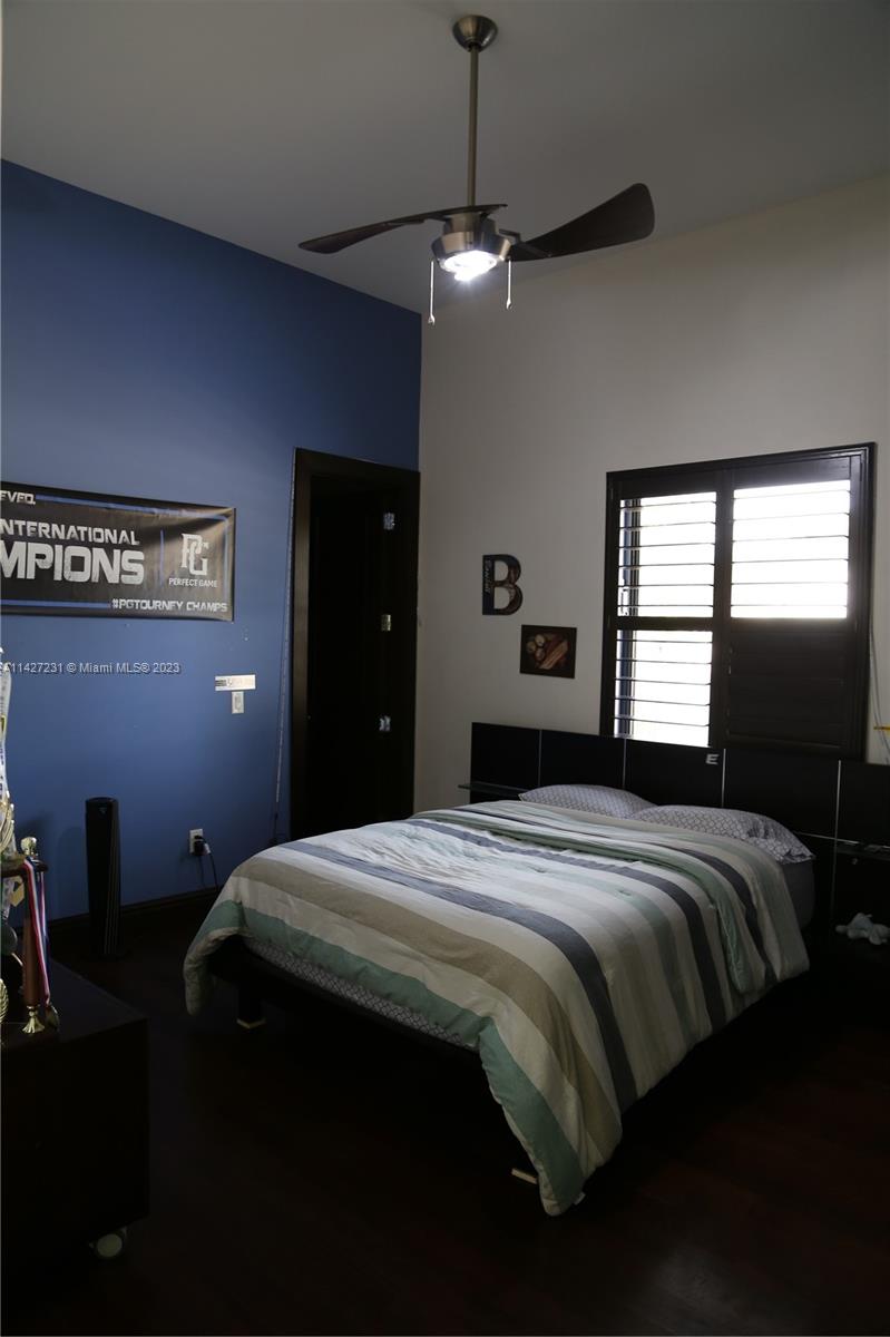 MIRAMAR WEST - Residential