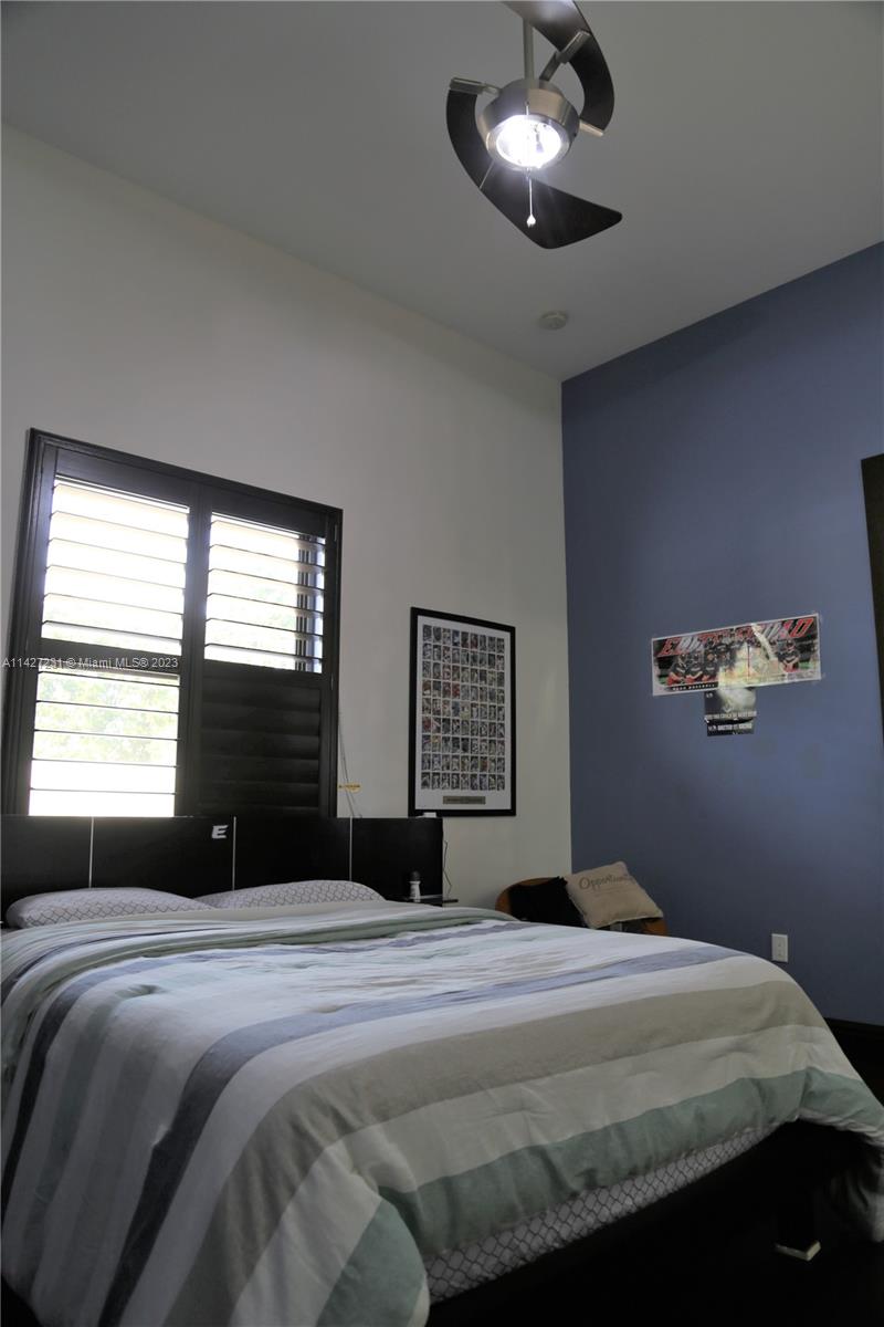 MIRAMAR WEST - Residential