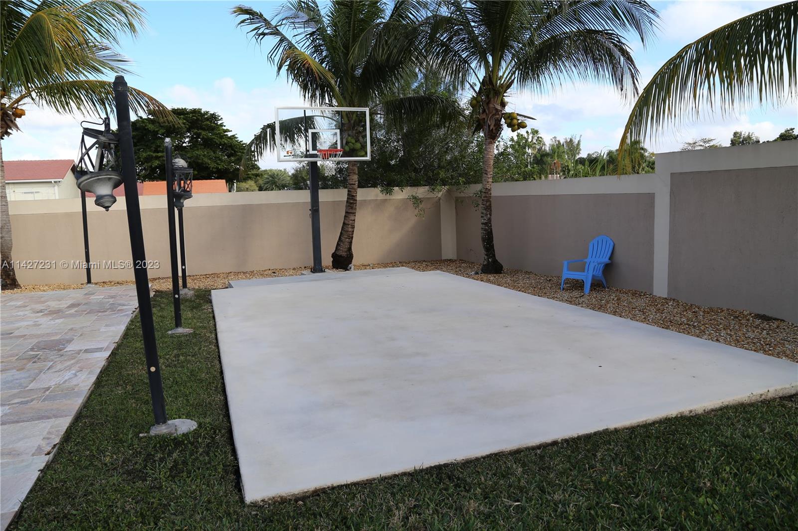 MIRAMAR WEST - Residential