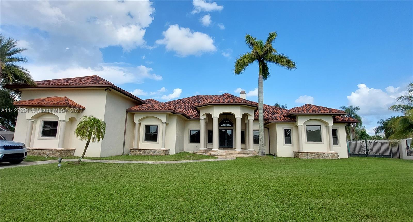 MIRAMAR WEST - Residential