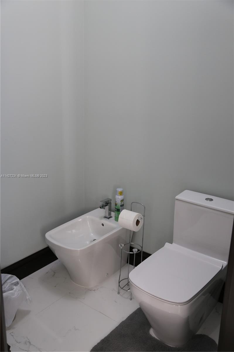 MIRAMAR WEST - Residential