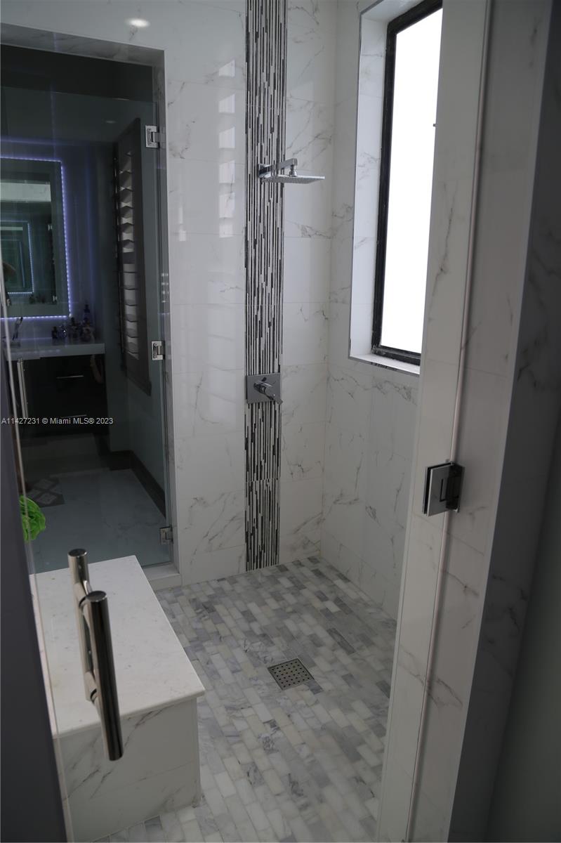 MIRAMAR WEST - Residential