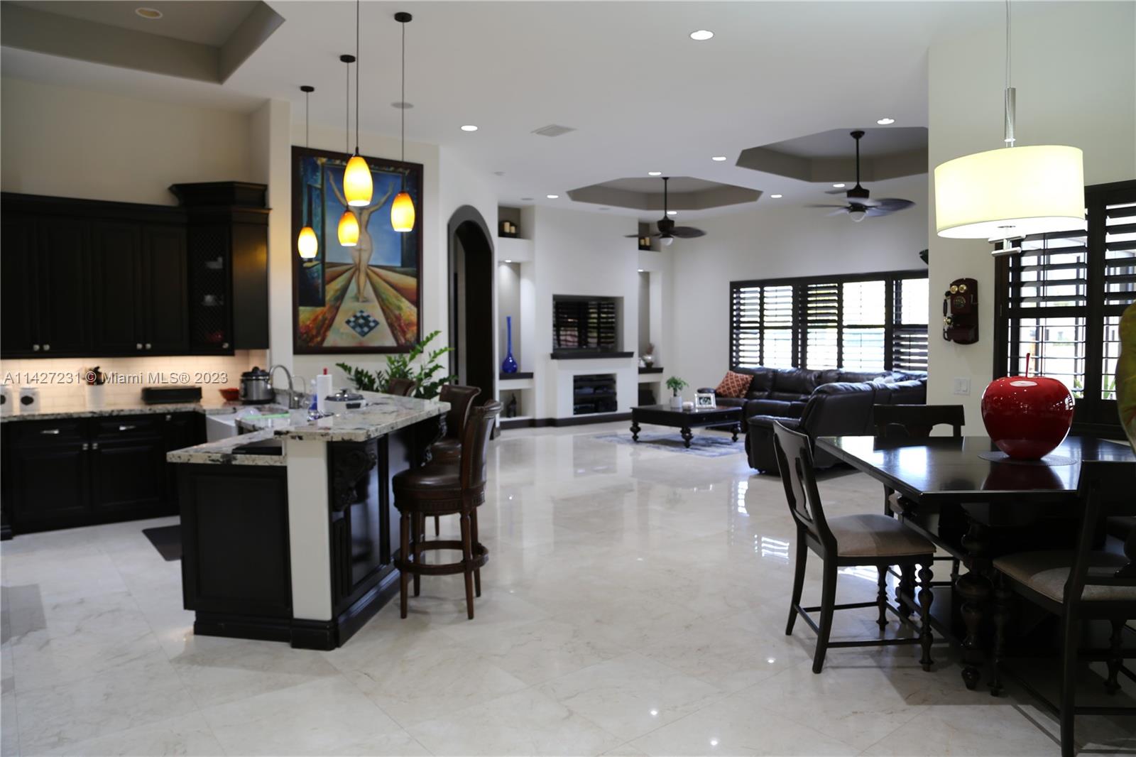 MIRAMAR WEST - Residential