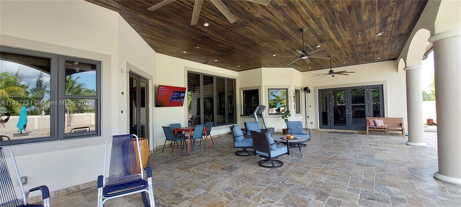 MIRAMAR WEST - Residential