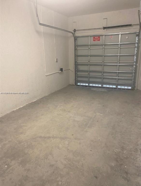 PINE VISTA - Residential