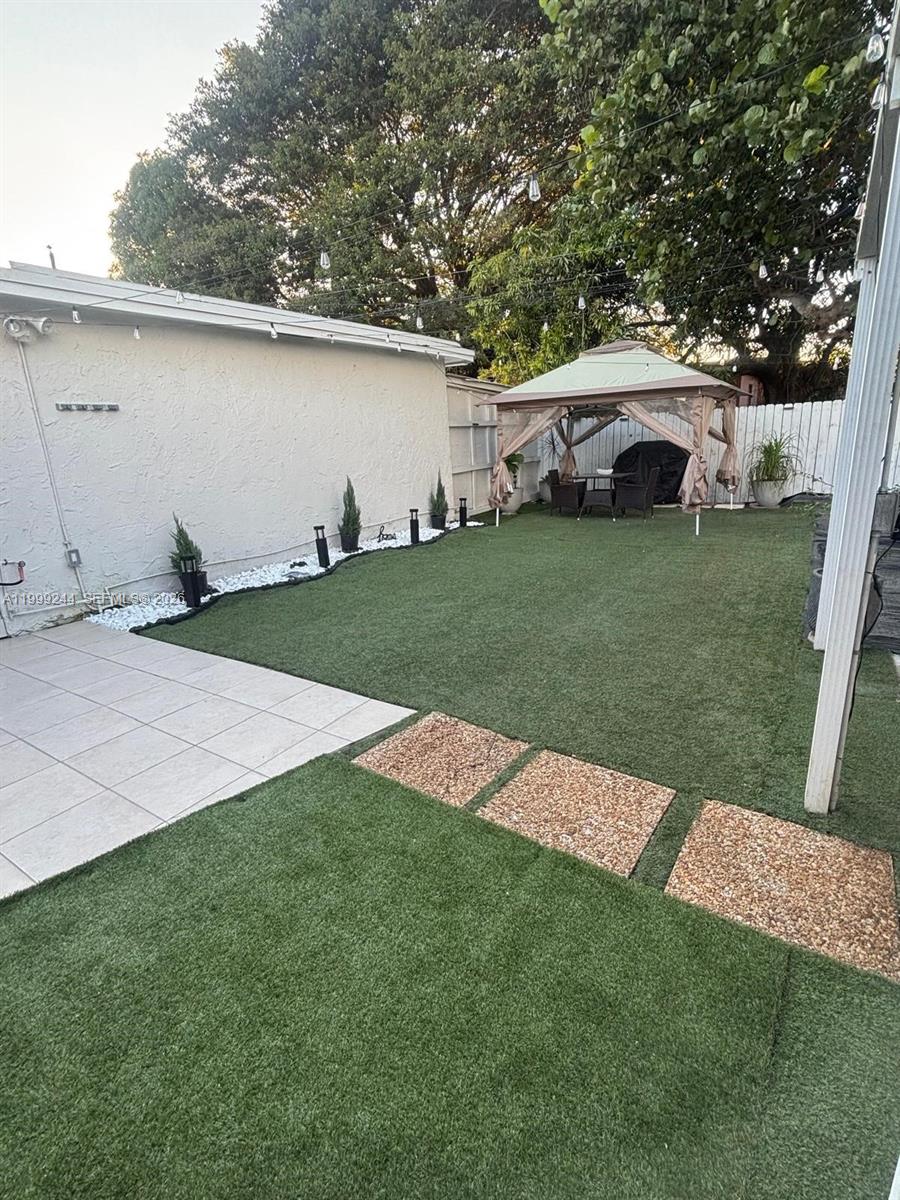 FLAGAMI - Residential Lease