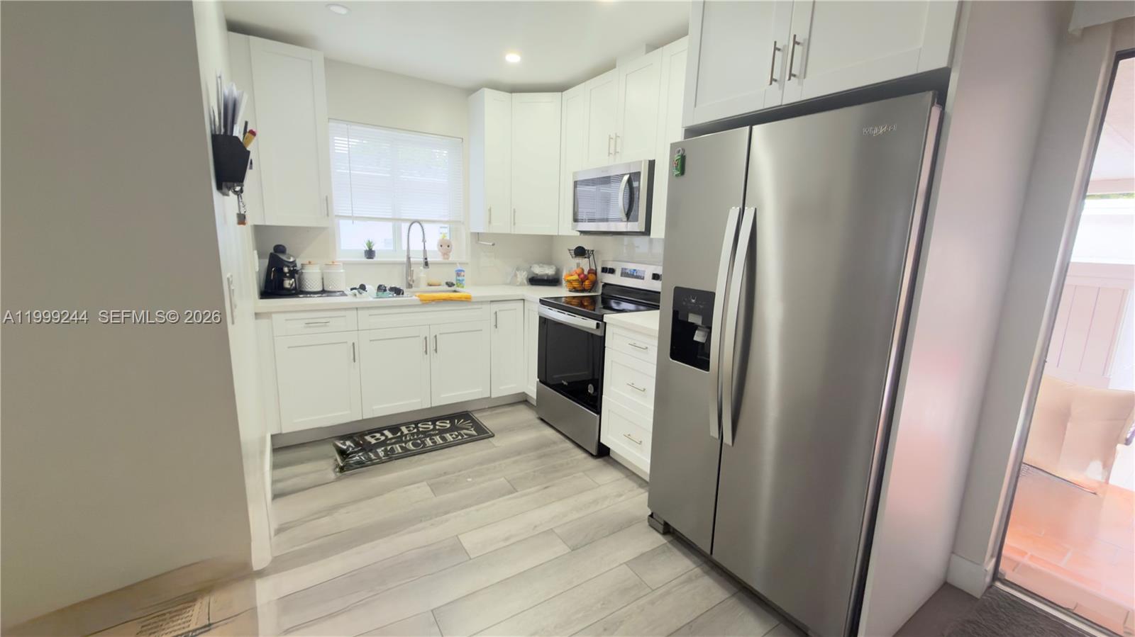 FLAGAMI - Residential Lease