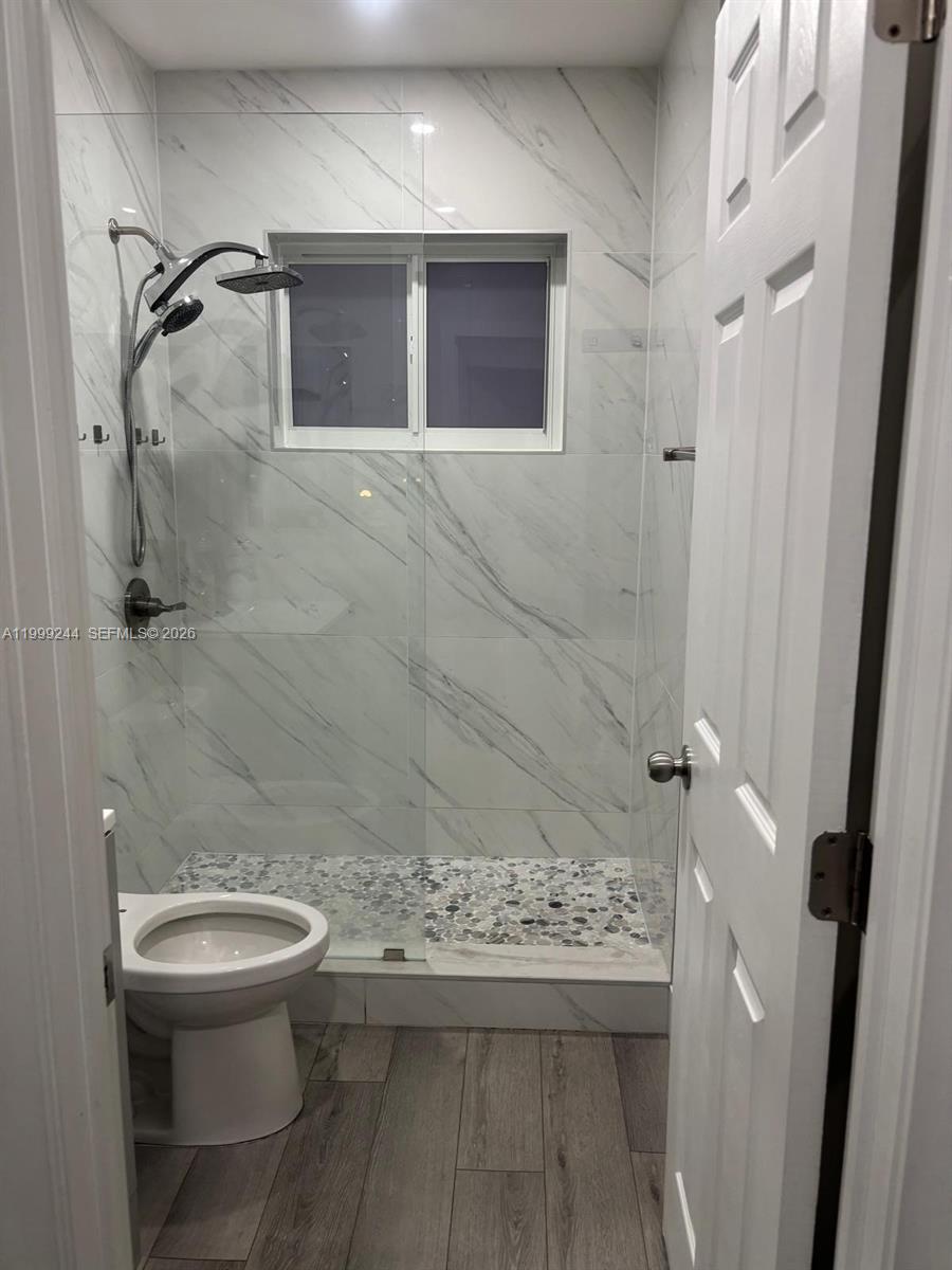 FLAGAMI - Residential Lease