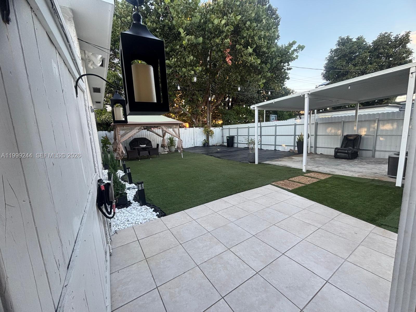 FLAGAMI - Residential Lease