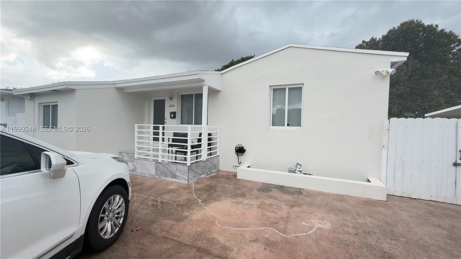 FLAGAMI - Residential Lease